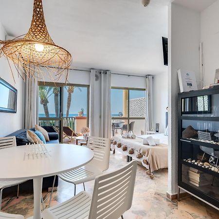 Front Line Beach Studio Apartment Marbella Exterior foto