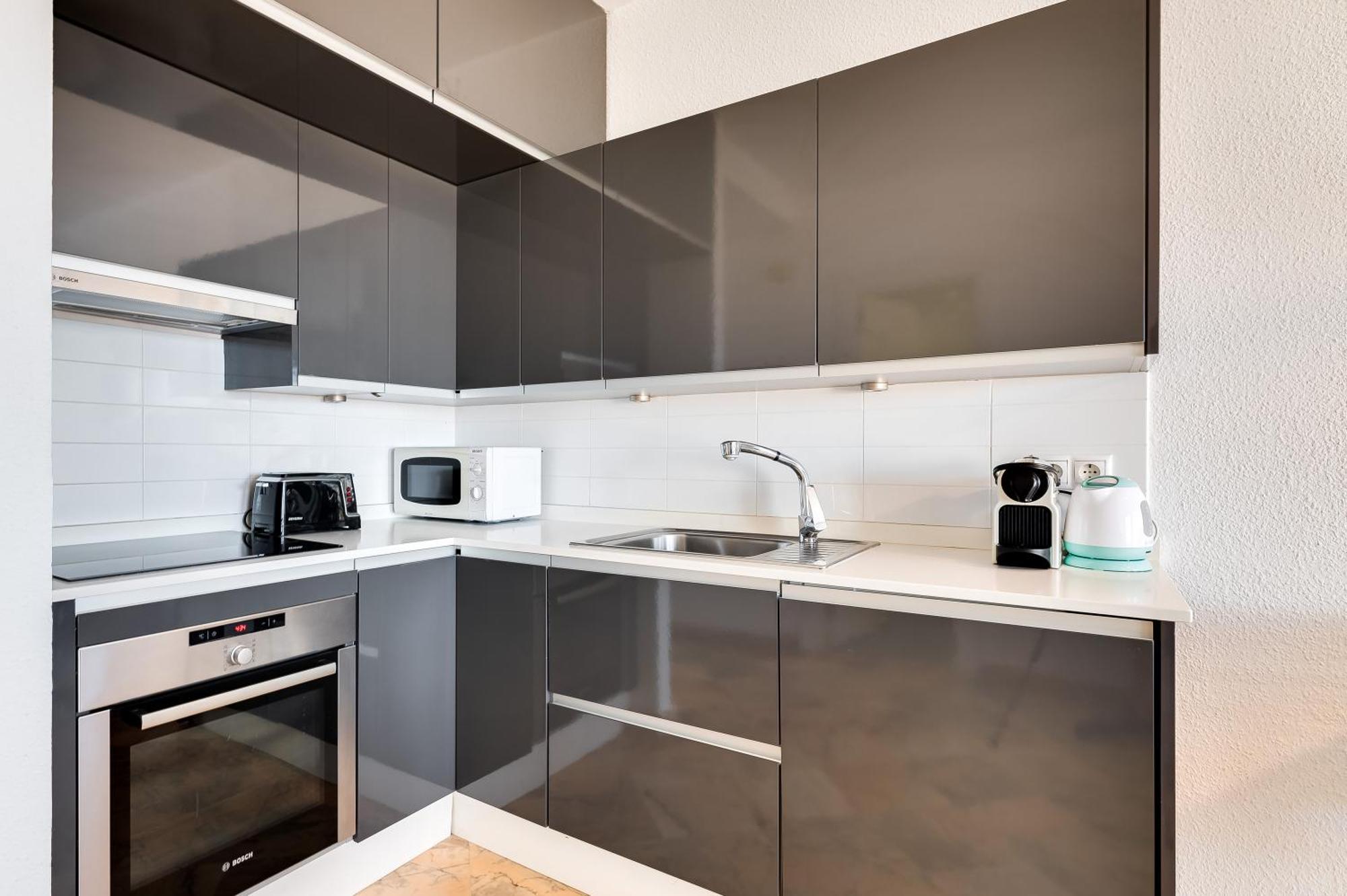 Front Line Beach Studio Apartment Marbella Exterior foto